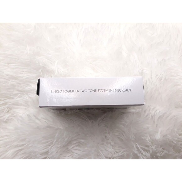 AVON LINKED TOGETHER TWO-TONE STATEMENT NECKLACE (TWO-TONE) RARE ~ NEW SEALED!!! - Picture 4 of 6